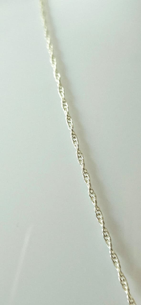 Cadena Lazo y Cruz de Plata con Esmeralda Natural