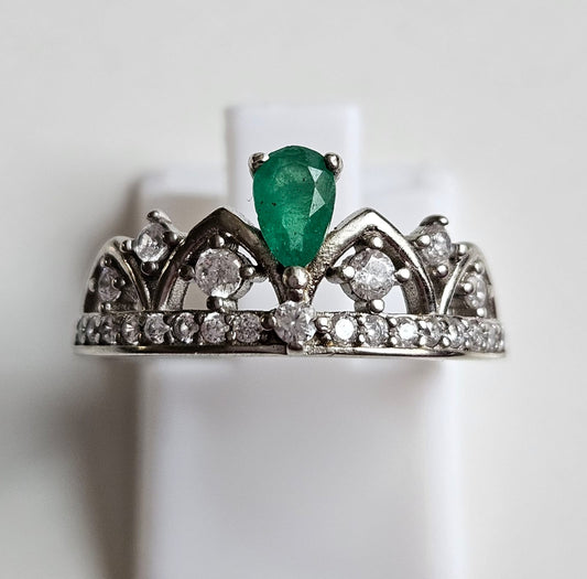 Anillo Princesa en Plata y Esmeralda Natural Talla Lagrima.