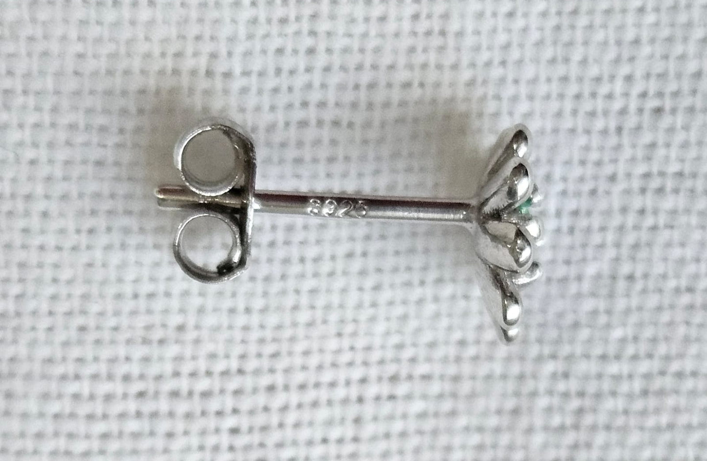 Topos de Flor en Plata y Esmeraldas Naturales
